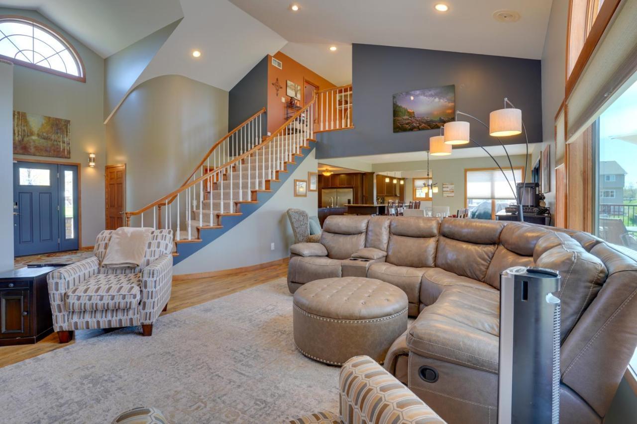 Expansive Shakopee Vacation Rental On 5 Acres! エクステリア 写真