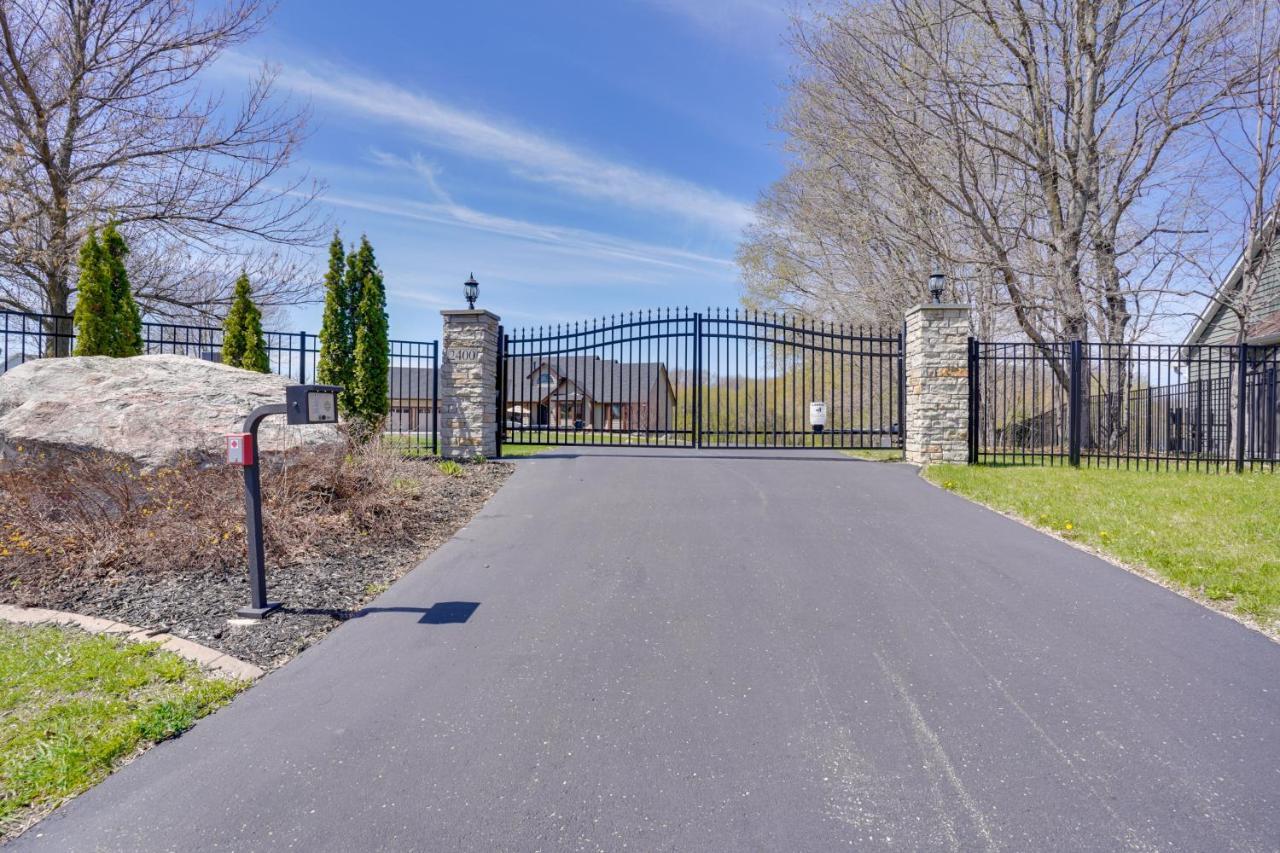Expansive Shakopee Vacation Rental On 5 Acres! エクステリア 写真